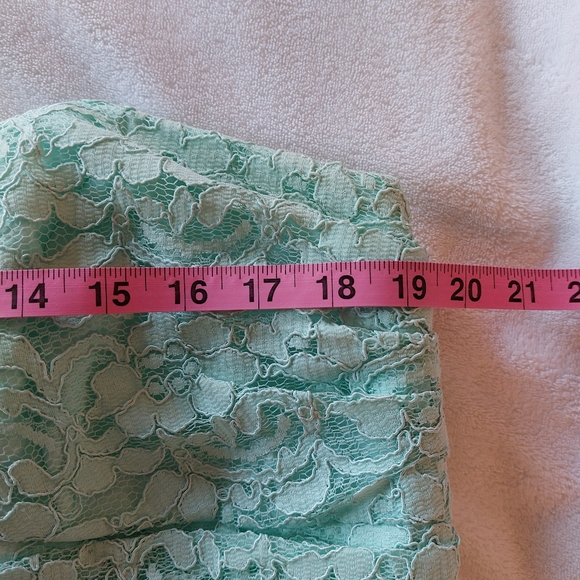David's Bridal Short Lace Strapless Dress in Mint Green, Beautiful, Size… - Picture 9 of 13